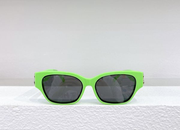 men sunglasses for women latest selling fashion sun glasses mens sunglass gafas de sol glass uv400 lens with random matching box 0078s, White;black
men sunglasses for women latest selling fashion sun glasses mens sunglass gafas de sol glass uv400 lens with random matching box 0078s, White;black