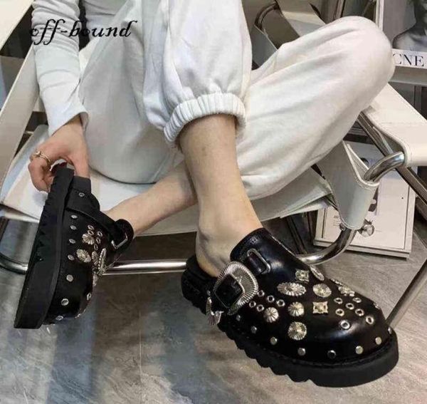 sandals 2022 summer women shoes punk metal rivet charms black pu mules slip on outdoor platform modern slippers casual for 2206235263150
sandals 2022 summer women shoes punk metal rivet charms black pu mules slip on outdoor platform modern slippers casual for 2206235263150