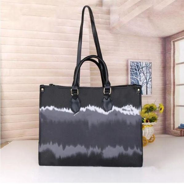 2023 designers onthego large capacity totes womens handbag fashion shoulder bag leather purse female cross body shopping bags
2023 designers onthego large capacity totes womens handbag fashion shoulder bag leather purse female cross body shopping bags