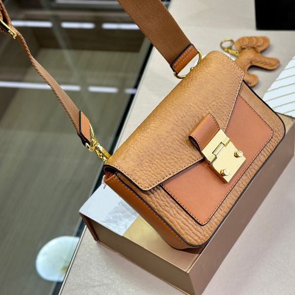 fashion bags women shoulder bags designer crossbags casual shoulderbags mini flap pockets
fashion bags women shoulder bags designer crossbags casual shoulderbags mini flap pockets