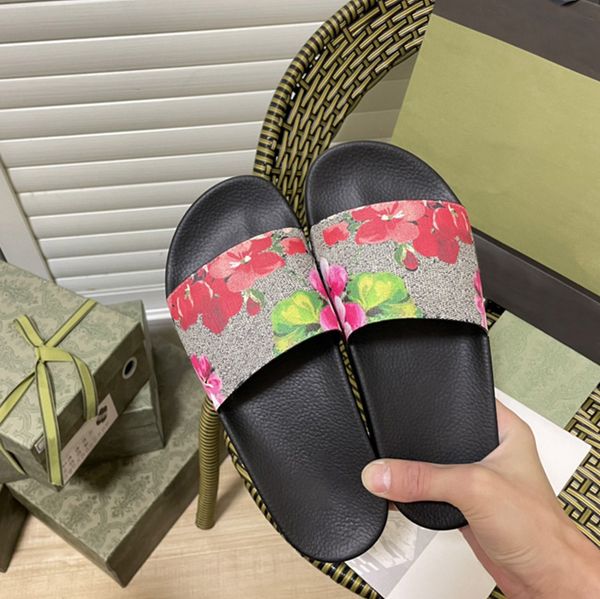 with box men women rubber floral slide slippers flat oversize pool sandals gear bottom mules casual summer beach 35-45, Black
with box men women rubber floral slide slippers flat oversize pool sandals gear bottom mules casual summer beach 35-45, Black
