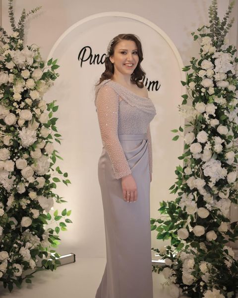 beaded silver grey mother of the bride dresses long sleeve floor length prom gown evening vestidos formal dress, Black;red
beaded silver grey mother of the bride dresses long sleeve floor length prom gown evening vestidos formal dress, Black;red