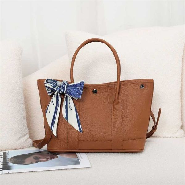 garden party designer totes real leather bag large capacity commuting tote bag premium leather bag women's bag versatile bag hand-held
garden party designer totes real leather bag large capacity commuting tote bag premium leather bag women's bag versatile bag hand-held