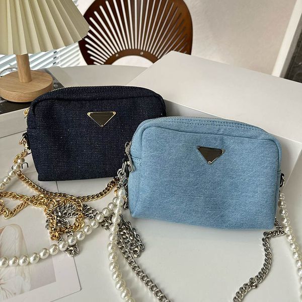 women sky blue classic camera bag quilted metal badge pearl chain casual trend coin purse gold and silver hardware retro crossbody designer
women sky blue classic camera bag quilted metal badge pearl chain casual trend coin purse gold and silver hardware retro crossbody designer