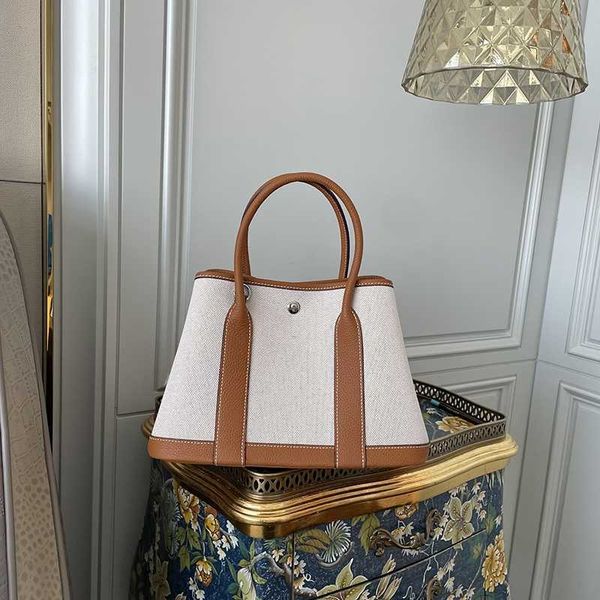garden party designer totes new canvas collar cowhide bag collar handbag leisure tote bag fashion collar shoulder bag crossbody bag
garden party designer totes new canvas collar cowhide bag collar handbag leisure tote bag fashion collar shoulder bag crossbody bag