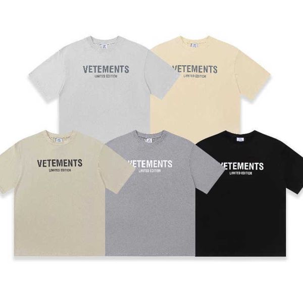 men's t-shirts kaus vetement pria wanita 11 cetakan huruf kaus lengan pendek kaus lengan pendek j230427, White;black
men's t-shirts kaus vetement pria wanita 11 cetakan huruf kaus lengan pendek kaus lengan pendek j230427, White;black