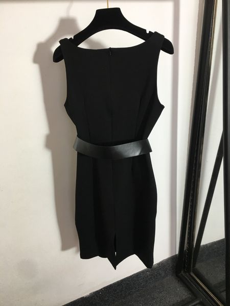 casual dresses women's sleeveless metal shoulder buckle belt decoration tank 16512458470 230426, Black;gray
casual dresses women's sleeveless metal shoulder buckle belt decoration tank 16512458470 230426, Black;gray
