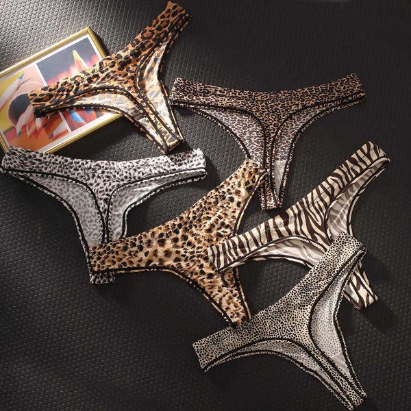 briefs panties leopard print low waist lady thongs female fitness exercise hiplifting underwear cotton breathable tback j230426, Red;black
briefs panties leopard print low waist lady thongs female fitness exercise hiplifting underwear cotton breathable tback j230426, Red;black