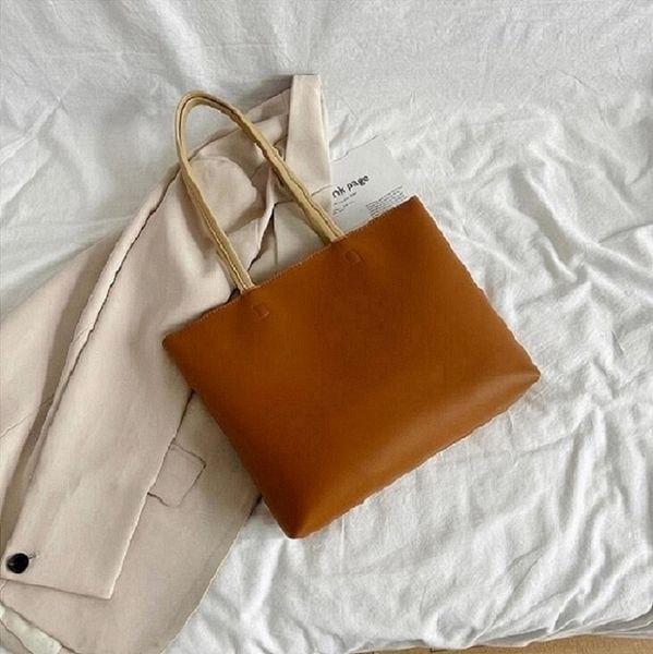 2022 counter same designer bag leather shoulder package clutch handbag xfjhbvjhxdsfk
2022 counter same designer bag leather shoulder package clutch handbag xfjhbvjhxdsfk