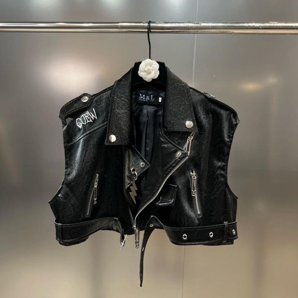 vests prepomp autumn new arrivals long sleeve turn down collar embroidery letters faux leather short jacket vest belt women gg109, Black;white
vests prepomp autumn new arrivals long sleeve turn down collar embroidery letters faux leather short jacket vest belt women gg109, Black;white