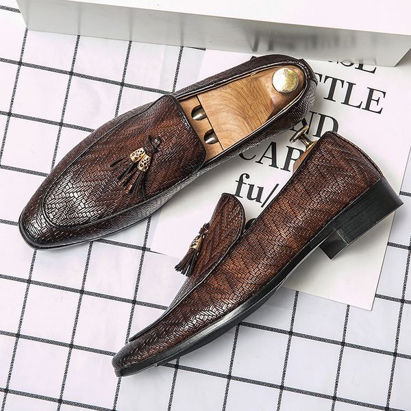 dress shoes tassel plaid men loafers weaving comfortable soft mens leisure leather shoes fashion sapato masculino large size 38-45 230427, Black
dress shoes tassel plaid men loafers weaving comfortable soft mens leisure leather shoes fashion sapato masculino large size 38-45 230427, Black