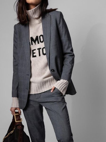 pants women coat 2022 spring and autumn new solid color thin single breasted vneck lapel long sleeves jacket loose gray ladies suit, White
pants women coat 2022 spring and autumn new solid color thin single breasted vneck lapel long sleeves jacket loose gray ladies suit, White