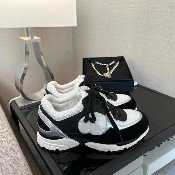 designer sneaker luxury casual shoes calfskin shoe womens technical knit platform sneakers with shoe box knits runner fashion interlocking c
designer sneaker luxury casual shoes calfskin shoe womens technical knit platform sneakers with shoe box knits runner fashion interlocking c