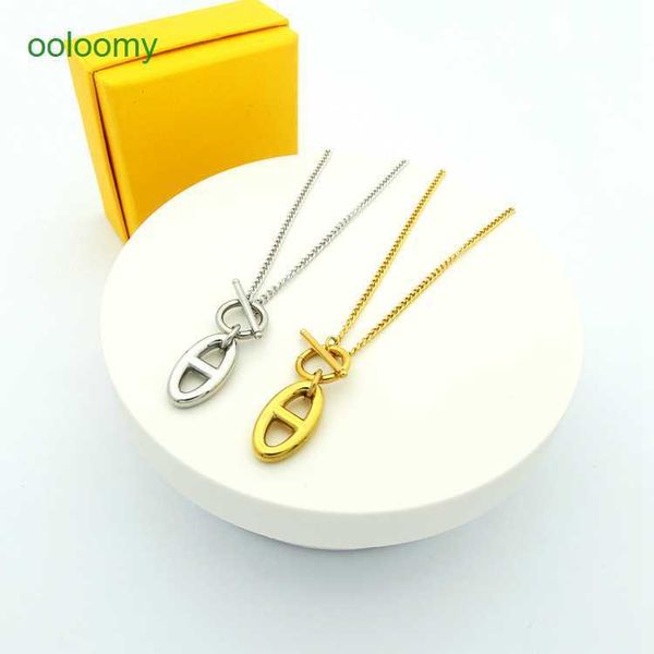 hemrres designer necklace titanium steel jewelry ot buckle pig nose pendant necklace for couples with smooth, Black
hemrres designer necklace titanium steel jewelry ot buckle pig nose pendant necklace for couples with smooth, Black