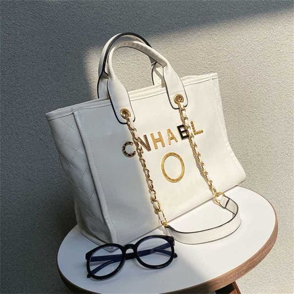 classic luxury handbags beach bags brand metal badge tote bag small evening handbag female capacity large leather one shoulder backpack whol
classic luxury handbags beach bags brand metal badge tote bag small evening handbag female capacity large leather one shoulder backpack whol