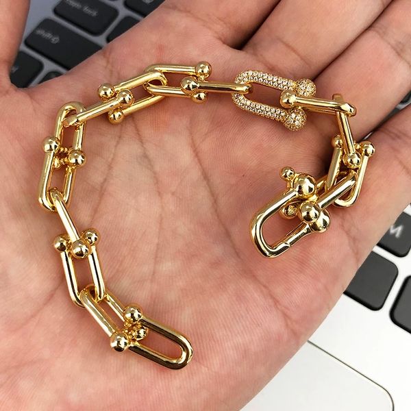 designer bracelet u link chain hardwear buckle bracelets couple luxury fashion high-end bracelet men and women tiff style 18k rose gold u-sh, Black
designer bracelet u link chain hardwear buckle bracelets couple luxury fashion high-end bracelet men and women tiff style 18k rose gold u-sh, Black