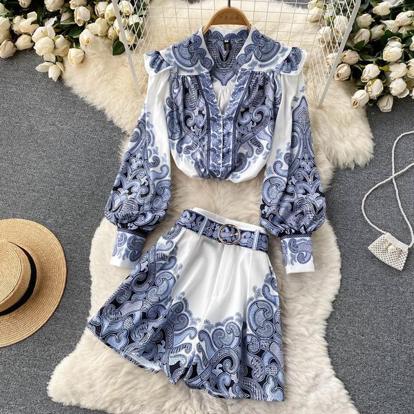 dress fashion runway designer summer shorts suit women's vneck lantern sleeve floral print and blue shorts 2 two piece set s6891, White
dress fashion runway designer summer shorts suit women's vneck lantern sleeve floral print and blue shorts 2 two piece set s6891, White