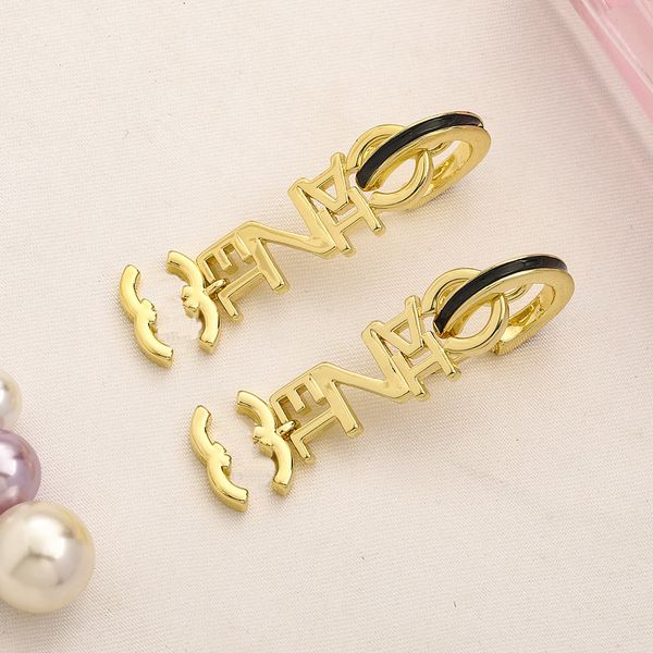 women letter charm earrings 2023 gift earrings 18k gold jewelry wedding party monogram earrings spring new gift stainless steel jewelry whol, Golden
women letter charm earrings 2023 gift earrings 18k gold jewelry wedding party monogram earrings spring new gift stainless steel jewelry whol, Golden