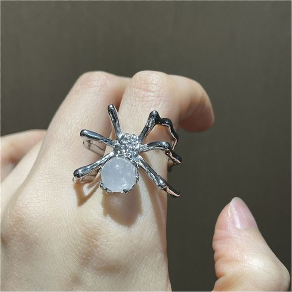 wedding rings cincin laba laba gotik untuk wanita pesona punk estetika pasangan grunge barang keren pesta desainer perhiasan anillos mujer 2, Slivery;golden
wedding rings cincin laba laba gotik untuk wanita pesona punk estetika pasangan grunge barang keren pesta desainer perhiasan anillos mujer 2, Slivery;golden
