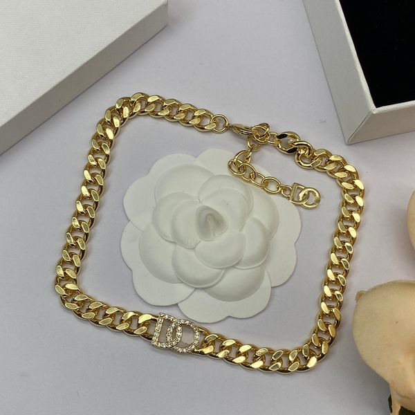 hip hop full of diamonds splicing cuba chain necklace boys niche design sense of senior collarbone chain female 18k gold sweater chain, Golden;silver
hip hop full of diamonds splicing cuba chain necklace boys niche design sense of senior collarbone chain female 18k gold sweater chain, Golden;silver