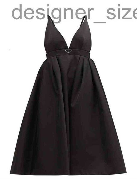 casual dresses designerdesign sring new wraed chest v-neck susender skirt versatile slim dre women's dre ind3, Black;gray
casual dresses designerdesign sring new wraed chest v-neck susender skirt versatile slim dre women's dre ind3, Black;gray