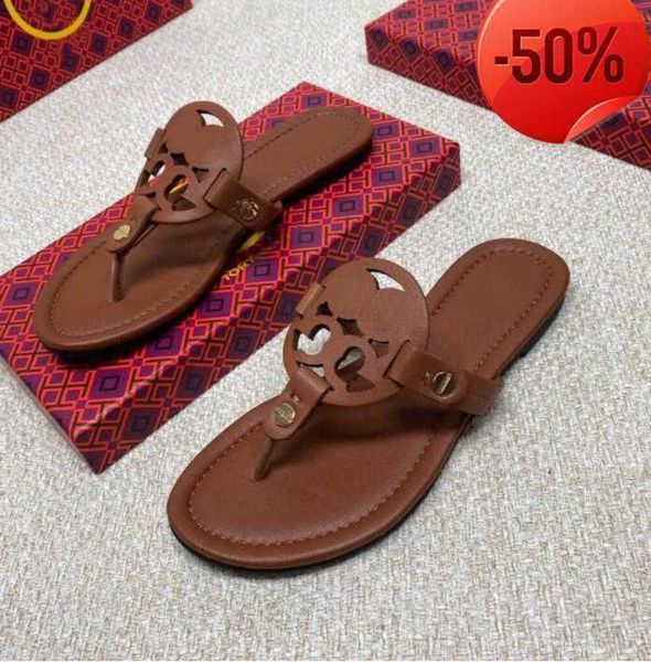 sandals luxury desinger women shoes slipper summer leather women's sandal casual slides outdoor female flip flops6687, Black
sandals luxury desinger women shoes slipper summer leather women's sandal casual slides outdoor female flip flops6687, Black
