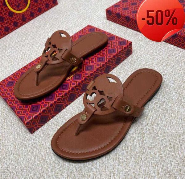 sandals luxury desinger women shoes slipper summer leather women's sandal casual slides outdoor female flip flops778, Black
sandals luxury desinger women shoes slipper summer leather women's sandal casual slides outdoor female flip flops778, Black