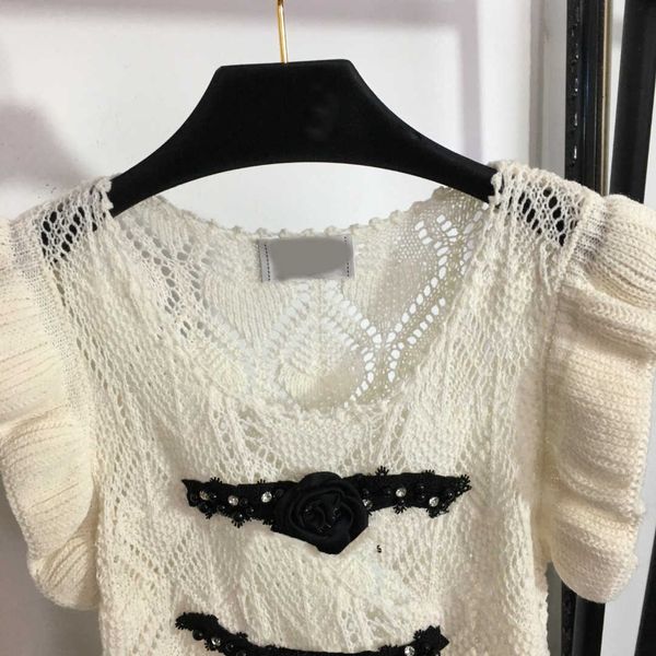women's tanks & camis designer 23ss womens clothing tank womens vest beaded diamond-encrusted flanged hollowed out sleeveless knitted v, White
women's tanks & camis designer 23ss womens clothing tank womens vest beaded diamond-encrusted flanged hollowed out sleeveless knitted v, White