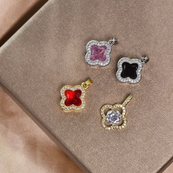 2023 fashion new designer necklace four-leaf clover american style necklace women's senior cold pendant no box, Silver
2023 fashion new designer necklace four-leaf clover american style necklace women's senior cold pendant no box, Silver