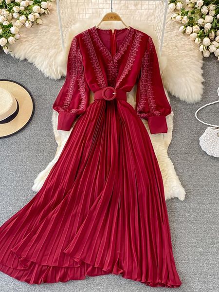 dresses red/yellow/black embroidered pleated long dress vintage vneck lantern sleeve high waist draped maxi vestidos female 2022 new, Black;gray
dresses red/yellow/black embroidered pleated long dress vintage vneck lantern sleeve high waist draped maxi vestidos female 2022 new, Black;gray