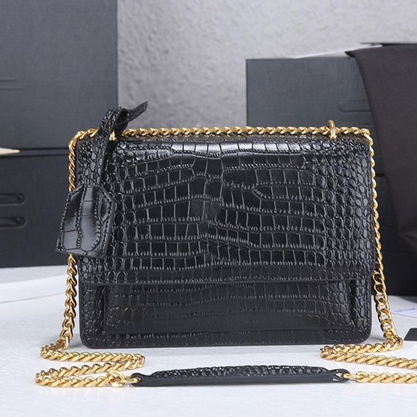 9a designer bag alligator women shoulder bag chain hardware crossbody bag fashionable luxury handbag flip hop inner slot pocket crossbody wa
9a designer bag alligator women shoulder bag chain hardware crossbody bag fashionable luxury handbag flip hop inner slot pocket crossbody wa