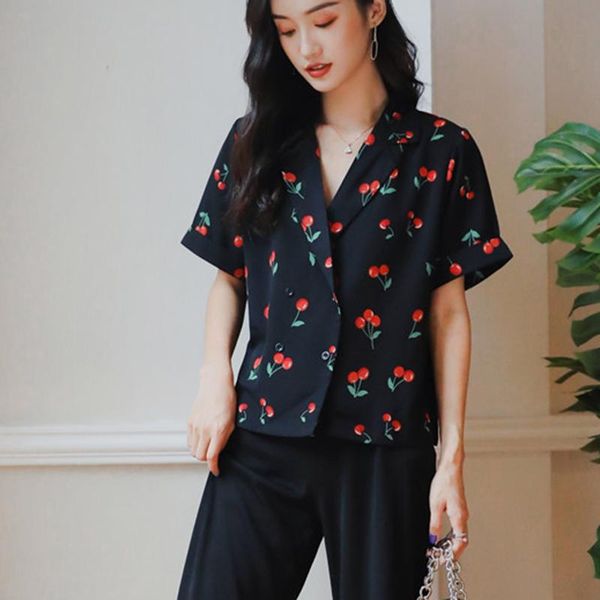 shirts black shirts women retro print womens blouse summer casual short sleeve blouses femme loose double breasted blusas de mujer 2021, White
shirts black shirts women retro print womens blouse summer casual short sleeve blouses femme loose double breasted blusas de mujer 2021, White