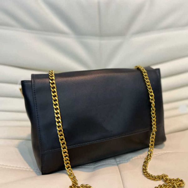the totes bags designer tote hand shoulder women design hands luxury leather messenger crossbody chain fashion purses 221029
the totes bags designer tote hand shoulder women design hands luxury leather messenger crossbody chain fashion purses 221029