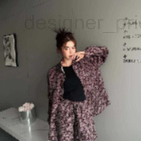 women's tracksuits designer 23 spring/summer new ff printing sports set double sided shirt elastic waist pant combination wearable y85v, Gray
women's tracksuits designer 23 spring/summer new ff printing sports set double sided shirt elastic waist pant combination wearable y85v, Gray