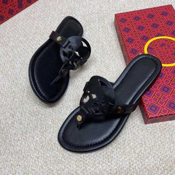 sandals original style luxurys designer slipper women brands open toe flip flop sandals 2022 summer classic fashion flat anti-skid slippers, Black 
sandals original style luxurys designer slipper women brands open toe flip flop sandals 2022 summer classic fashion flat anti-skid slippers, Black