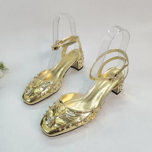 shinny gold silver rivets sandals women med chunky heel square toe genuine leather summer gladiators shoes plus size 35-42 high quality, Black
shinny gold silver rivets sandals women med chunky heel square toe genuine leather summer gladiators shoes plus size 35-42 high quality, Black