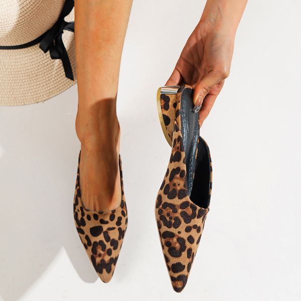 sandals women slippers spring summer pointed toe flat slippers for women fashion leopardprint squareheel mules roman slipon shoes 230427, Black
sandals women slippers spring summer pointed toe flat slippers for women fashion leopardprint squareheel mules roman slipon shoes 230427, Black