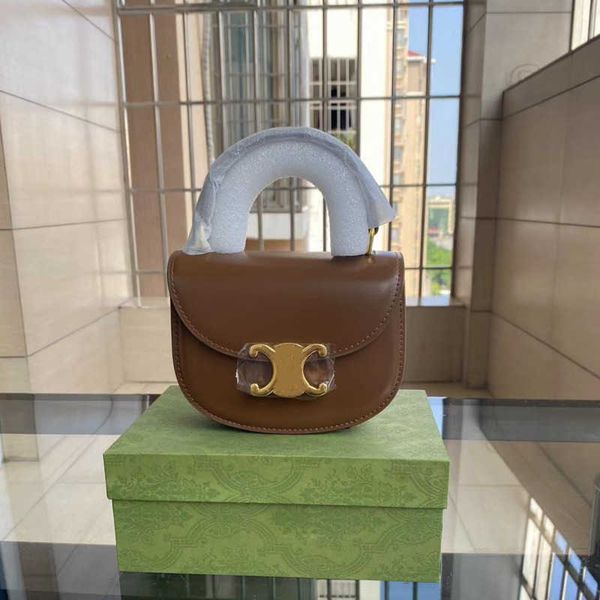 designer mini saddles bag women's handbag purse fashion portable small vintage one shoulder crossbody bag classic semi-round handbag fo
designer mini saddles bag women's handbag purse fashion portable small vintage one shoulder crossbody bag classic semi-round handbag fo