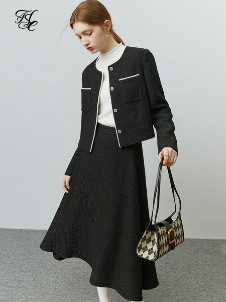 pants fsle temperament blend tweed women twopiece suit 2022 winter new design sense elegant vintage office lady highend female set, White
pants fsle temperament blend tweed women twopiece suit 2022 winter new design sense elegant vintage office lady highend female set, White