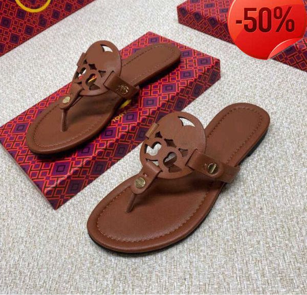 sandals luxury desinger women shoes slipper summer leather women's sandal casual slides outdoor female flip flops56, Black
sandals luxury desinger women shoes slipper summer leather women's sandal casual slides outdoor female flip flops56, Black