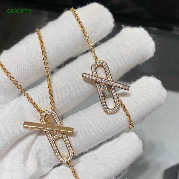 hemrres designer necklace fashionable and minimalist style fresh studded with diamonds full of diamond lines women's necklaces, Black
hemrres designer necklace fashionable and minimalist style fresh studded with diamonds full of diamond lines women's necklaces, Black