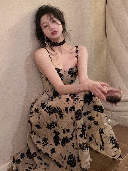 casual dresses women vintage strap prom midi dress elegant sleeveless slim female bodycon evening party vestdios fashion spaghetti clothes 2, Black;gray
casual dresses women vintage strap prom midi dress elegant sleeveless slim female bodycon evening party vestdios fashion spaghetti clothes 2, Black;gray