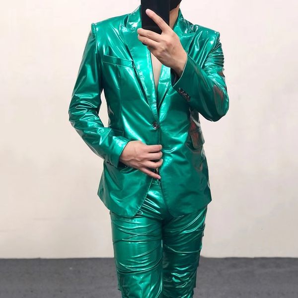 men's suits blazers men leather suit coatpleated mirror shorts elastic reflective pu 2pcs/set bar nightclub singer dancer performance c, White;black
men's suits blazers men leather suit coatpleated mirror shorts elastic reflective pu 2pcs/set bar nightclub singer dancer performance c, White;black