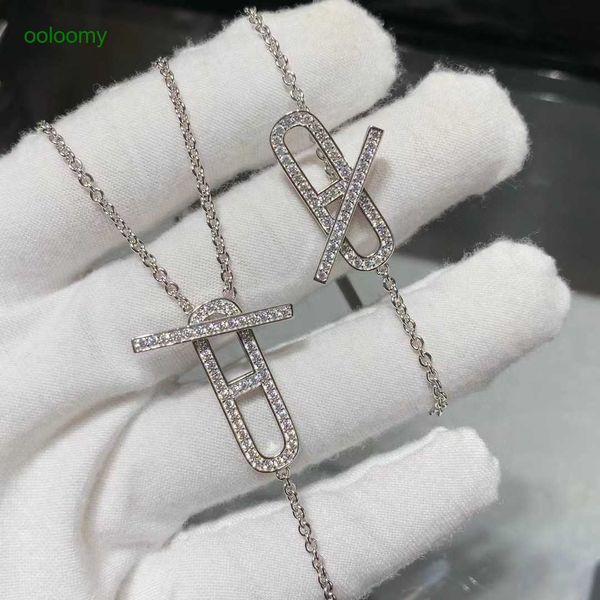 hemrres designer necklace fashionable and minimalist diamond studded pig nose necklace collarbone chain fashion style women's, Black
hemrres designer necklace fashionable and minimalist diamond studded pig nose necklace collarbone chain fashion style women's, Black