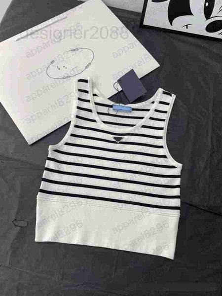 women's knits & tees designer women clothing luxury triangle label design jacquard silhouette knitted sleeveless vest sweater simple an, White
women's knits & tees designer women clothing luxury triangle label design jacquard silhouette knitted sleeveless vest sweater simple an, White