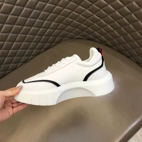 2023ss luxury designer men casual shoes white black heat-bonded rubber platform sole trainer soft calf leather wholesale skateboard trainers
2023ss luxury designer men casual shoes white black heat-bonded rubber platform sole trainer soft calf leather wholesale skateboard trainers