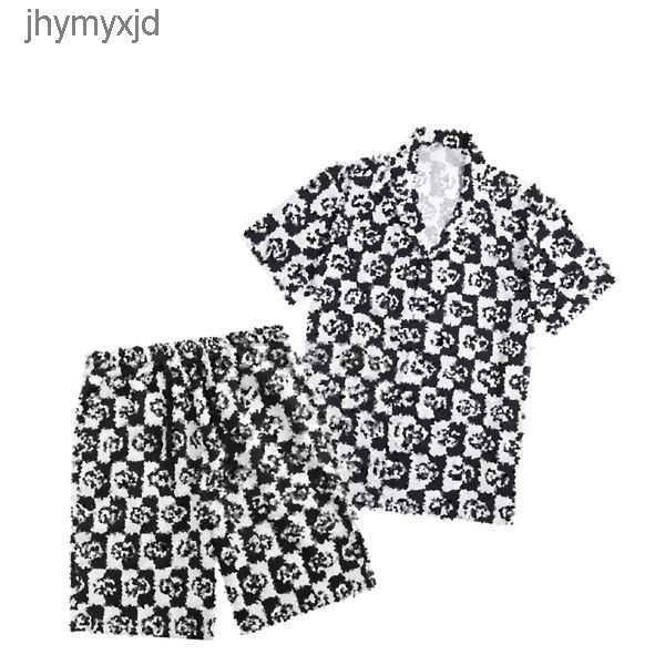 luxury designer men's t-shirts men's fashion t-shirt hawaii floral leisure silk shirt men slim short sleeve formal asia size -3xl, White;black
luxury designer men's t-shirts men's fashion t-shirt hawaii floral leisure silk shirt men slim short sleeve formal asia size -3xl, White;black
