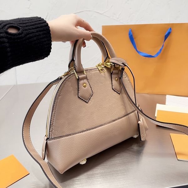 designer bag tote handbag embossing shoulder crossbody bags shell bag luxurys brand purse fashion flower totes ladies wallet saddle handle h
designer bag tote handbag embossing shoulder crossbody bags shell bag luxurys brand purse fashion flower totes ladies wallet saddle handle h