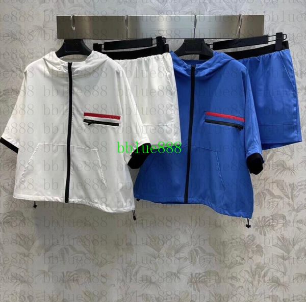 women's tracksuits hooded zipper t-shirt shorts set mesh sports fabric lightweight and breathable with waist drawstring at the bottom 4, Gray
women's tracksuits hooded zipper t-shirt shorts set mesh sports fabric lightweight and breathable with waist drawstring at the bottom 4, Gray