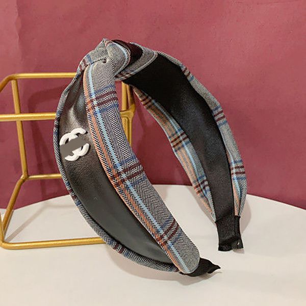 retro brand designer letter printing headbands for women wide-brimmed thicken hairbands headwrap cloth fabric headwear street fashion hairje, Silver
retro brand designer letter printing headbands for women wide-brimmed thicken hairbands headwrap cloth fabric headwear street fashion hairje, Silver